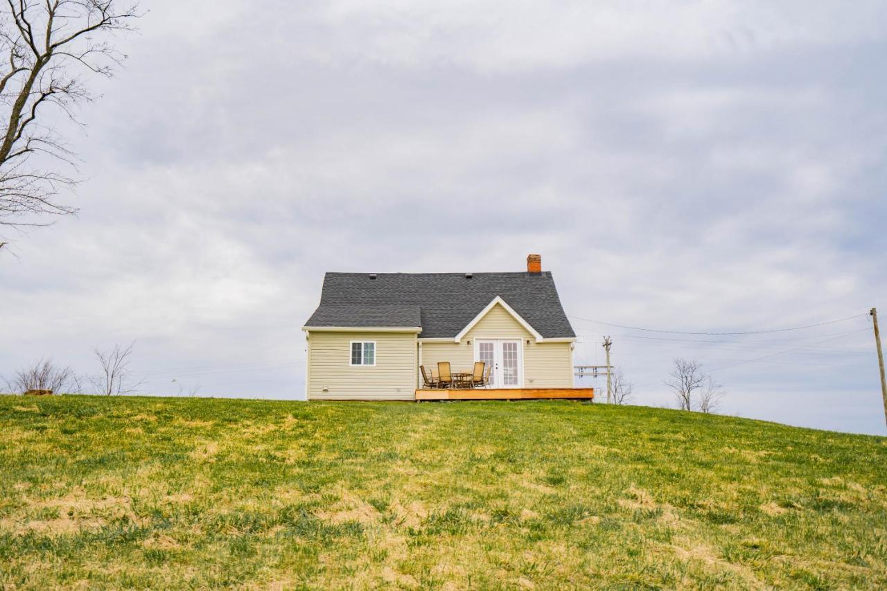 Villa Cordova Retreat - 7 Minutes From The Ark! Williamstown Exterior foto
